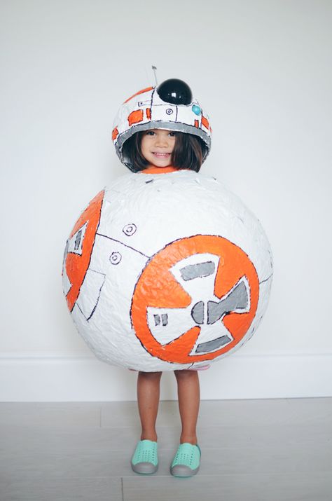 BB-8 costume // mycakies.com Bb 8 Costume Diy, Kids Star Wars Dress Up, Bb8 Baby Costume, Lego Star Wars Costume Diy, Ray Costume Star Wars Kids, Bb8 Costume, Star Wars Pinata, Hoco Themes, Make Your Own Costume