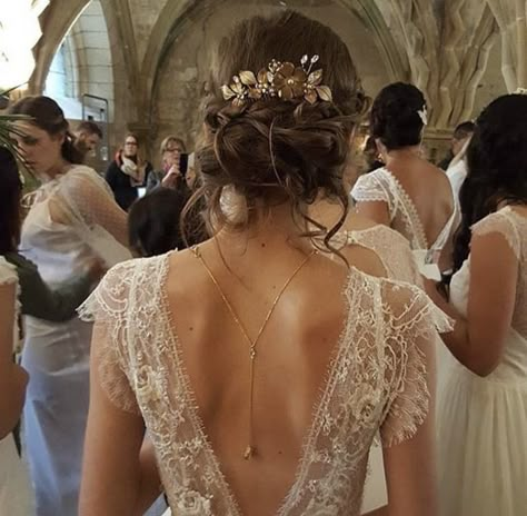 Pnina Tornai, Back Wedding Dress, 50th Wedding, Wedding Goals, Dream Wedding Dresses, Wedding Hair Accessories, Mr Mrs, Gorgeous Wedding, Wedding Bells