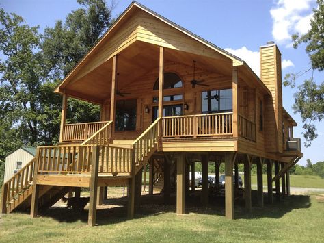 Take your new home to another level with United Built Homes. River House Plans On Stilts, Stilts House, Small Beach House Plans, House Plans On Stilts, Homes On Stilts, River House Plans, Stilt House Plans, House On Stilt, Stilt Home