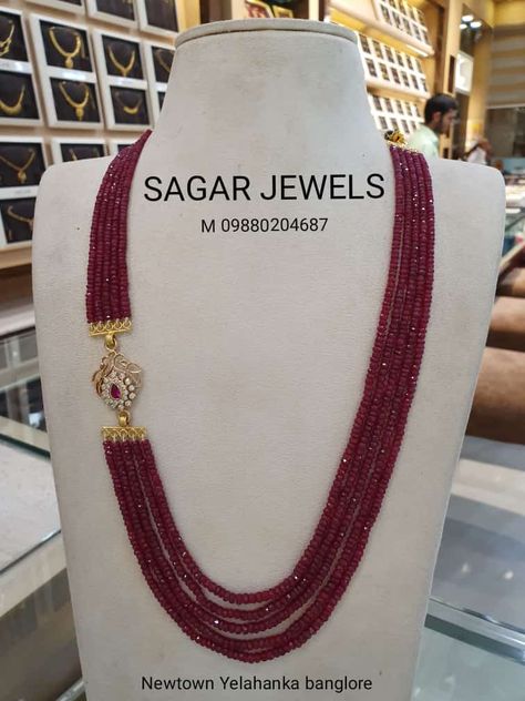 Ruby Beads Mala With Pendant, Ruby Mala, Beads Haram, Gold Lockets, Ruby Jewelry Necklaces, Simple Necklace Designs, Mangalsutra Chain, Gold Pearl Jewelry, Bridal Jewelry Necklace