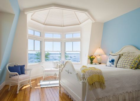 Beach Style Bedroom, Victorian Renovation, White Bedroom Furniture, Coastal Bedrooms, Coastal Bedroom, Affordable Home Decor, White Bedroom, Coastal Homes, Wall Color