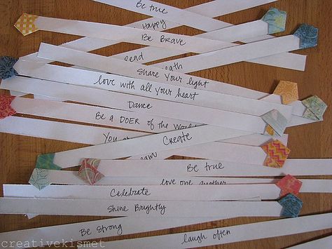 Use Popsicle sticks instead of paper, put tasks/emotions on them, and have group members draw one. they must do the task or describe a time they felt that emotion. Origami Stella, Message Jar, 365 Jar, Jar Of Notes, Quote Jar, Happy Jar, Origami Stars, Star Words, Paper Stars