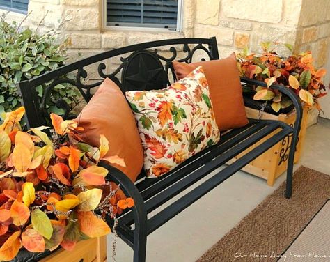 Fall Patio Decor, Front Porch Bench, Fall Patio, Porch Bench, Home Outdoor Decor, Homemade Wreaths, Fall Front Porch Decor, Dekor Diy, Fall Thanksgiving Decor