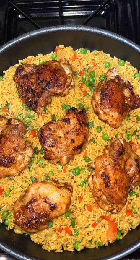 African Recipes Nigerian Food, Soul Food Dinner, Food Babe, Healthy Food Dishes, Healthy Homemade Recipes, God Mat, Healthy Food Motivation, Healthy Lifestyle Food, Think Food