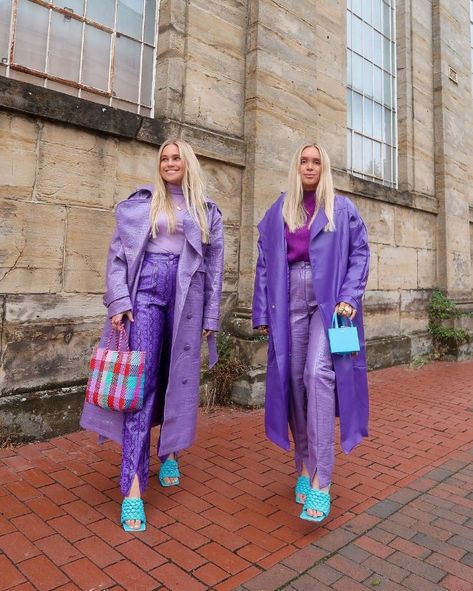 Purple Jacket Outfit, Tonal Outfits, Outfit Links, 90s Inspired Outfits, Color Blocking Outfits, Viva Glam, Purple Jacket, Jacket Outfit, Fashion Week Street Style