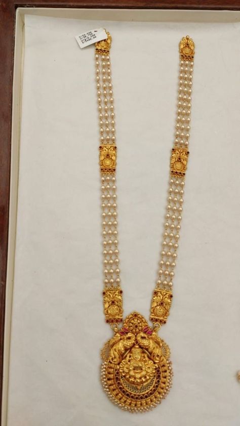 Gold Necklace Designs With Grams, Pearl Jwellary Gold, Pearl Haaram Gold, Abharana Jewellery Designs, Pearl Haaram Designs, Hara Designs Gold, Single Kada Designs Gold, Pearl Long Chain Indian Gold, Simple Long Haram Gold Jewellery Designs