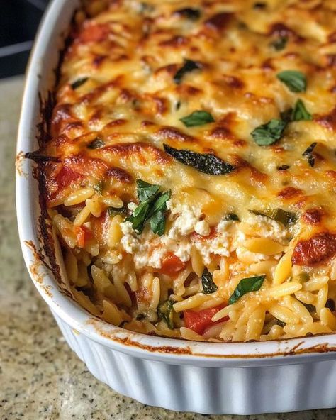 Vegetable And Ricotta Baked Orzo, Orzo Asparagus Recipes, Orzo Casserole Recipes, Ricotta Orzo, Orzo Asparagus, Baked Orzo, Orzo Dishes, Baked Squash, Veggie Food