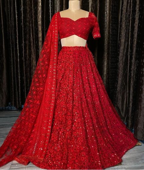 Red Indian Traditional Dress, Bright Red Lehenga, Red Chikankari Lehenga, Lehnga Style, Indian Clothes Women, Red Blouse Design, Indian Wedding Gowns, Lehenga Saree Design, Gown Party Wear