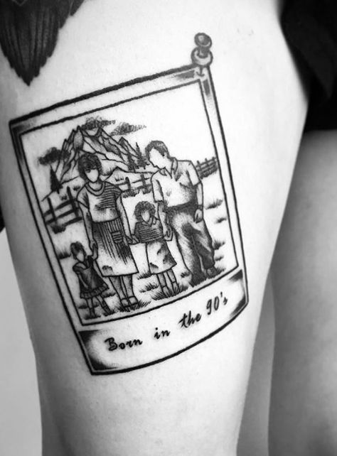 Family Picture Tattoo, Polaroid Picture Tattoo, Goonies Tattoo, Polaroid Tattoo, Tattoos Mom, Tattoo Chart, Les Goonies, Family Tattoo Ideas, Dog Portrait Tattoo