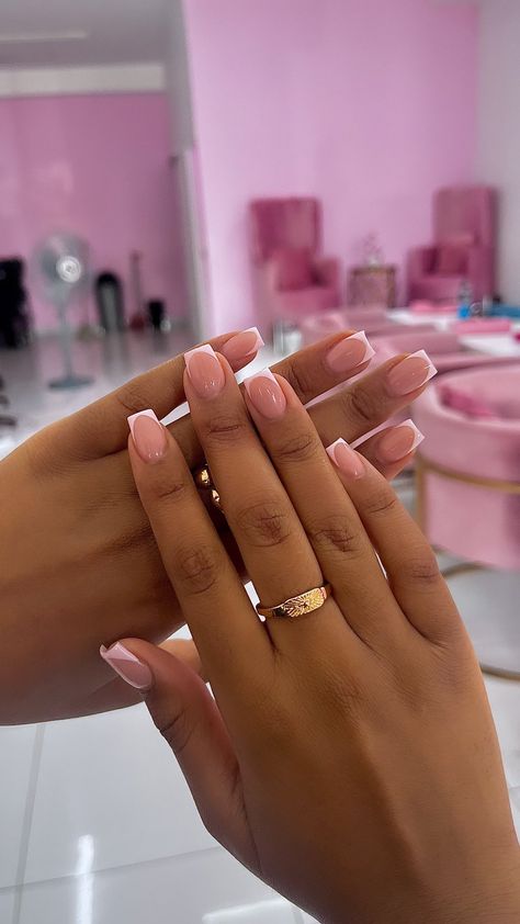 Elegant Nail Colors Classy Simple, Basic Gel X Nails, Milky Pink French Manicure, Nail Colors For Fair Skin Tone, Clean Girl Nails Black Women, Basic Manicure Ideas, Gel Builder Nails Short, Short Coffin Nails French Tip, Mom Nail Ideas