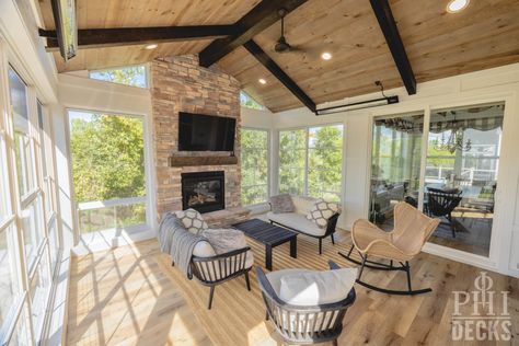 Vaulted Sunroom Addition, 3 Season Room Ideas Sunroom, 4 Season Room Addition Off Kitchen, 4 Season Room Addition, 3 Season Porch Ideas, Four Seasons Room Addition, House Sunroom, Sunroom Patio, Sunroom Dining