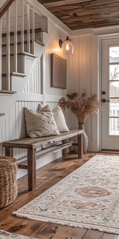 Small Country House Interior, Old Farmhouse Entryway, Farmhouse Stair Entryway Ideas, Entryway Old House, Vintage Farm Aesthetic House, Farmhouse House Interior, Old Wooden House Interior, Old Farmhouse Esthetic, Cottage Entryway