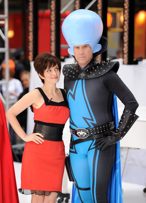 Tina Fey and Will Ferrell as their Megamind characters 38 Best And Worst Celebrity Halloween Costumes Megamind Characters, Movie Character Halloween Costumes, Nostalgic Cartoon, Movie Character Halloween, Character Halloween Costumes, Movie Character Costumes, Creative Costume, Halloween Parejas, Best Celebrity Halloween Costumes