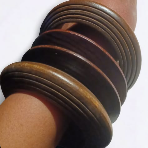 These Are Unqiue Large And Chunky Size They Are Very Lightweight The Circumference Is 2 3/4 Wide 4 Total Bangles This Size Will Fit Most Medium And Large Wrist Size These Are One Of A Kind Hand Carved And Very Unique They Look Great Layered Or Worn Individually Great Addition To Any Unique Wardrobe Chunky Layered Jewelry, Wood Bangles, Wooden Bangles, Chunky Bangles, Wooden Bangle Bracelet, Wooden Bangle, Bangles Indian, Bangle Set, Funky Jewelry