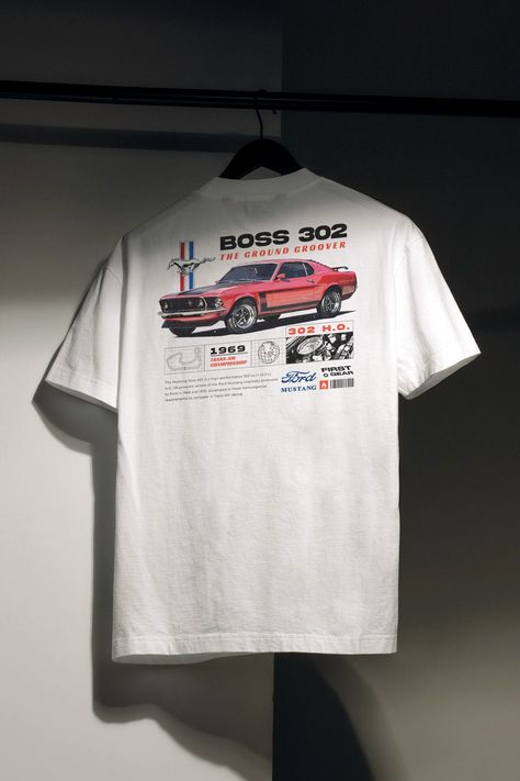 🏎️ Rev up your style with FirstGears' exclusive Ford Mustang Boss 302 T-shirt! Perfect for fans of classic American muscle cars and modern Ford innovations like the 2023 Maverick. Product Details: 100% soft, comfortable cotton Available in white and black Front: Iconic Mustang logo Back: Legendary Mustang Boss 302 design 🌟 Why Choose This Shirt - Featuring the classic Mustang Boss 302, a true icon rivaling the Ford GT40 in motorsport history - Show your love for Ford's racing heritage, from Le Car T Shirt Design, Vintage Car Shirt, Mustang Logo, Bald Men Style, F1 Fans, Mustang Boss 302, Mustang T Shirts, Ford Mustang Boss, George Russell