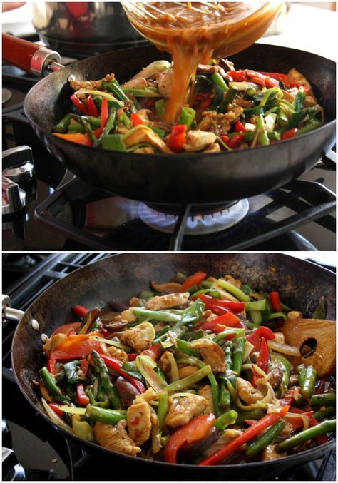 Stir frying the Lemongrass Chicken Noodle Stir Fry recipe. Chicken Noodle Stir Fry, Lemon Grass Chicken, Delight Recipes, Lemongrass Recipes, Chicken Stir Fry With Noodles, Lemongrass Chicken, Healthy Summer Dinner Recipes, Noodle Stir Fry, Asian Stir Fry