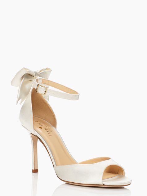 Wedding Shoes Heels White, Kate Spade Wedding Shoes, Winter Wedding Shoes, Kate Spade Heels, White Bridal Shoes, Kate Spade Style, Wedding Shoes Comfortable, White Wedding Shoes, Prom Heels