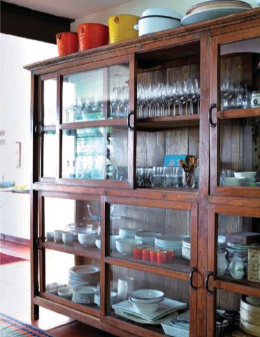 Indian cabinet Indian Cabinet, Unfitted Kitchen, Pantry Inspiration, Home Nyc, Kitchen Technology, Study Nook, Wooden Dresser, Cozy Nest, Farmhouse Interior