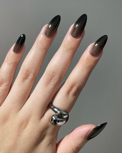 Black And Nude Nails, Black Ombre Nails, Black Almond Nails, Gradient Nail Design, Baby Boomers Nails, Unghie Sfumate, Latest Nail Designs, Nail Designs Pictures, Black Nail Art