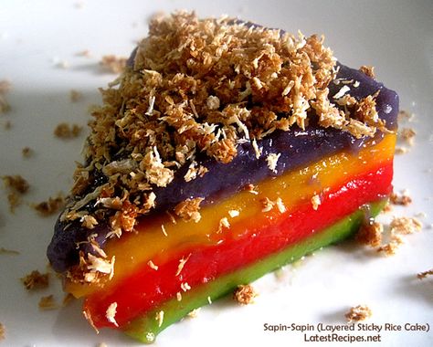 Sapin Sapin Recipe, Philippine Recipes, Sticky Rice Cakes, Sticky Rice Cake, Philippine Cuisine, Pinoy Dessert, Sweet Sticky Rice, Dried Coconut, Filipino Food Dessert