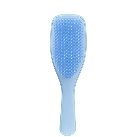 One of our newest launches, The Ultimate Detangler is a detangling hairbrush for wet hair. With 325 two-tiered teeth which flex over tangles and knots, hair is quickly and gently detangled with reduced breakage. Perfect for the shower, also use it to evenly draw shampoo and conditioning treatments through the hair. Blue Tangle Teezer, Blue Wishlist, Claire's Accessories, Wishlist 2024, Tangle Teezer, Clip Hairstyles, Healthy Skin Tips, Bath And Body Care, Jewelry Accessories Ideas