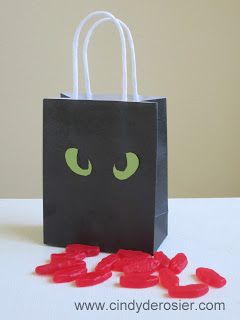 Httyd Party, Toothless Party, Viking Party, Dragon Toothless, Dragon Birthday Parties, Dragon Birthday, Dragon Party, Adult Halloween Party, Crafts For Boys