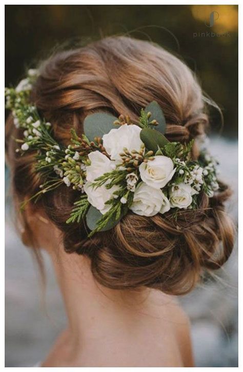 AMB Wedding Flowers Wildflowers, Winter Wedding Hair, Flower Crown Hairstyle, Beach Wedding Flowers, Flowers In Her Hair, Vintage Wedding Hair, Simple Wedding Hairstyles, Bridal Flower Crown, Emily Rose