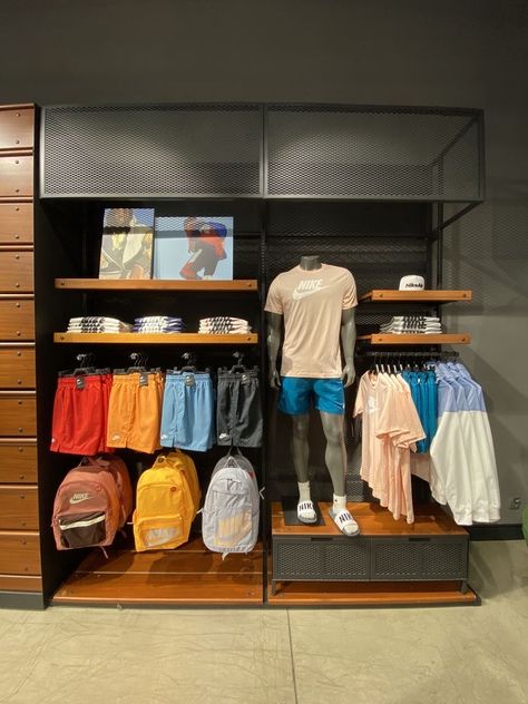 Wall Hat Racks, Fashion Business Plan, Fashion Store Design, Shoe Store Design, Sportswear Store, Clothing Store Displays, Retail Store Interior Design, Clothing Store Interior, Clothing Store Design