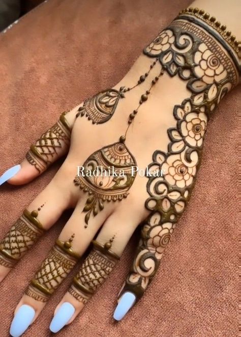 henna tattoo henna designs henna henna tattoos henna tattoo designs henna hand henna design henna tattoo design henna tattoos designs hennas hennas tattoo henna hands henna brows hennas designs henna designs easy henna haarfarbe henna brow mehndi design henna kleid henna abend kleid simple mehndi design henna augenbraue henna haarfarbe dm henna abend bridal mehndi design henna designs easy mehndi design henna design simple mehndi design henna back hand mehndi design bridal mehndi design… .. ... Designer Mehendi, Mehandi Design For Hand, Henna Tattoo Design, Henna Hands, Short Mehndi Design, Tattoos Henna, Simple Mehendi Designs, Henna Hand, Designs Mehndi