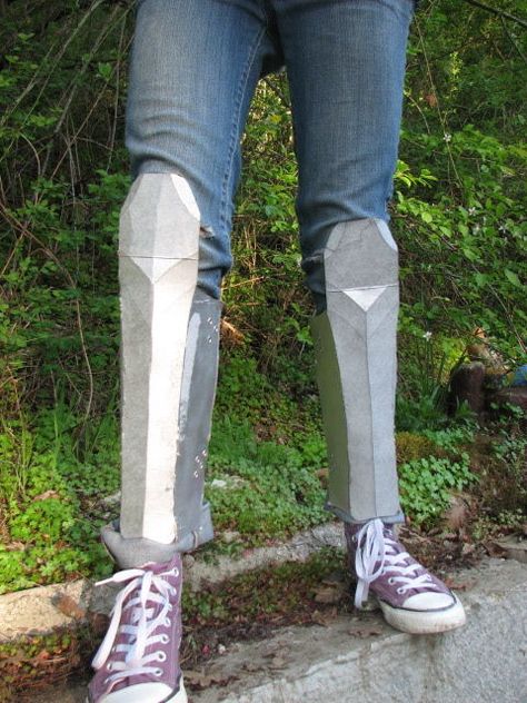 How to Make Greaves (Leg Armor) by StandingOnStones via Instructables Destiny Cosplay, Leg Armor, Cardboard Costume, Now Is Good, Cardboard Diy, Silver Spray Paint, Of Monsters And Men, Knight Costume, Cosplay Armor