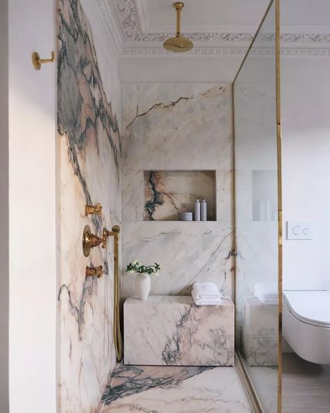 20 Ideas That Will Make You Fall in Love With Pink Marble Pink Marble Bathroom Ideas, Pink Marble Tiles, Warm Marble Bathroom, Pink Marble Aesthetic, Pink Marble Bathroom, Marble Aesthetic, Contemporary Sconces, Marble House, Marble Showers