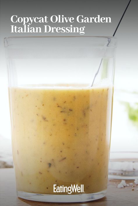 This copycat Olive Garden Italian dressing recipe tastes just like the original. Enjoy it on a salad or as a quick and simple marinade for chicken. #healthyeating #healthyfoods #healthylifestyle #healthyrecipes#glutenfree Copycat Olive Garden Italian Dressing, Homemade Olive Garden Dressing, Copycat Olive Garden Salad Dressing, Olive Garden Italian Dressing Chicken, Olive Garden Dressing Recipe, Olive Garden Italian Dressing Recipe, Italian Salad Dressing Recipe, Olive Garden Salad Dressing Recipe, Italian Dressing Recipe