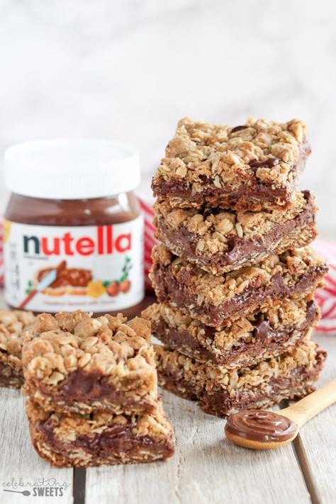 Nutella Deserts, Nutella Bars, Brown Sugar Oatmeal Cookies, Pancakes Nutella, Nutella Bar, Nutella Recipes Easy, Oatmeal Cookie Bars, Brown Sugar Oatmeal, Nutella Desserts