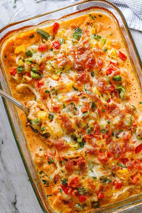 Creamy Baked Fajita Chicken Casserole - #chicken #casserole #recipe #eatwell101 - This creamy chicken fajita casserole is nourishing and packs a punch of flavor. We just know y’all are going to love it! - #recipe by #eatwell101 Chicken Fajita Casserole With Rice, Baked Chicken Casserole Recipes, Baked Fajita Chicken, Fajita Chicken Casserole, Baked Chicken Casserole, Fajita Casserole, Chicken Casserole Recipes, Panini Recipes Chicken, Fajita Chicken