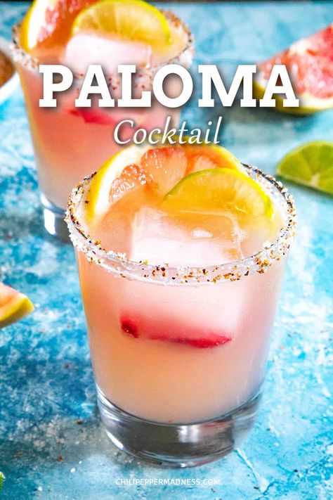 Enjoy the perfect Paloma cocktail recipe, a refreshing tequila drink with fresh grapefruit, a light and citrusy easy-to-make summer favorite. Let's make it! Grapefruit Bitters Cocktail, Paloma Drink, Drink Basket, Greyhound Cocktail, Cold Drinks Recipes, Grapefruit Recipes, Paloma Recipe, Grapefruit Bitters, Grapefruit Cocktail