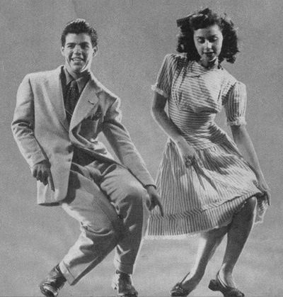 Tonight during swing I learned how to shim sham. I'm in love!!! Dancing Together, Isadora Duncan, Vintage Dance, Jitterbug, Types Of Dancing, Lindy Hop, Dance Like No One Is Watching, Swing Dancing, Swing Dance