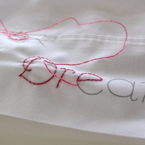 Pillow Cases Diy, Iron On Embroidery, Personalized Pillow Cases, Redwork Embroidery, Pillowcase Pattern, Embroidery Transfers, Embroidered Pillowcases, Embroidery For Beginners, Handmade Holiday