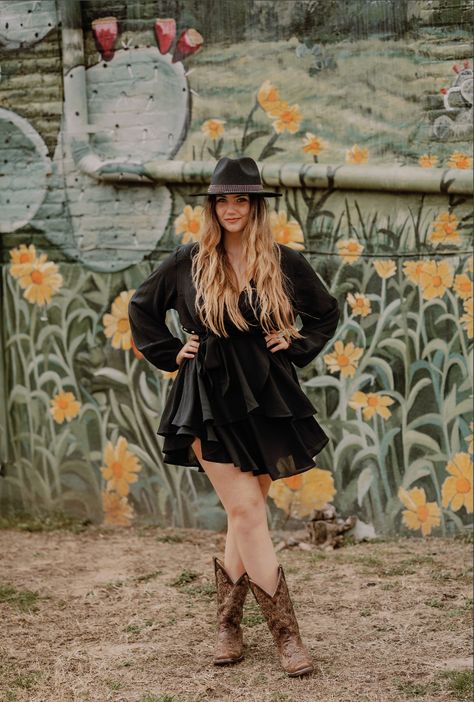 Black Cowgirl Outfit Plus Size, Black Western Dress For Women, Western Outfits Women Black Dress, Black Dress Western Outfit, Cowgirl Baddie, Curvy Cowgirl Outfits, Country Dresses With Cowboy Boots, Curvy Western Outfits, Cowgirl Boots And Dress Outfit