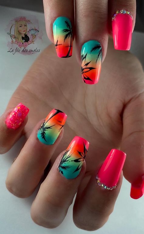 Vacation Nails Jamaica, Tropical Ombre Nails, Nail Art Fluo Summer, Red And Turquoise Nails, Ibiza Nails Summer, Bahama Nails, Carribean Nails, Island Nails Tropical, Mexico Nails