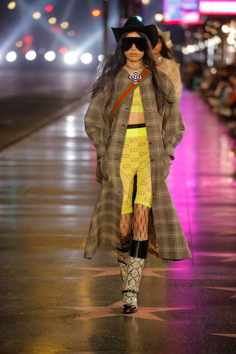 Gucci 2022, Calico Dress, Gucci Spring, Gucci Fashion, Runway Trends, 2022 Fashion, Alessandro Michele, Fall 2022, Fashion Show Collection