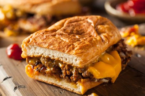 Chop Cheese, Chopped Cheese Sandwich, Earl Of Sandwich, Chopped Cheese, Cheese Sandwich Recipes, Cheese Steak Sandwich, Bar Food, Beef Sandwich, Philly Cheesesteak