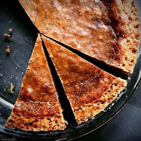 Brown Butter Pie Crust, Gooey Butter Pie, Brown Butter Tart, Milk Bar Pie, Brown Butter Brownies, Oatmeal Crust, Pie Ideas, Unique Pies, Autumn Food