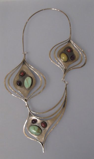 "Ellington" Necklace, circa 1962. Silver, turquoise, amethyst, chrysoprase, rhodonite, Art Smith, Jewelry Artist, Art Jewelry Contemporary, Modernist Jewelry, Mid Century Jewelry, Dope Jewelry, Jewelry Style, Funky Jewelry, Jewelry Lookbook