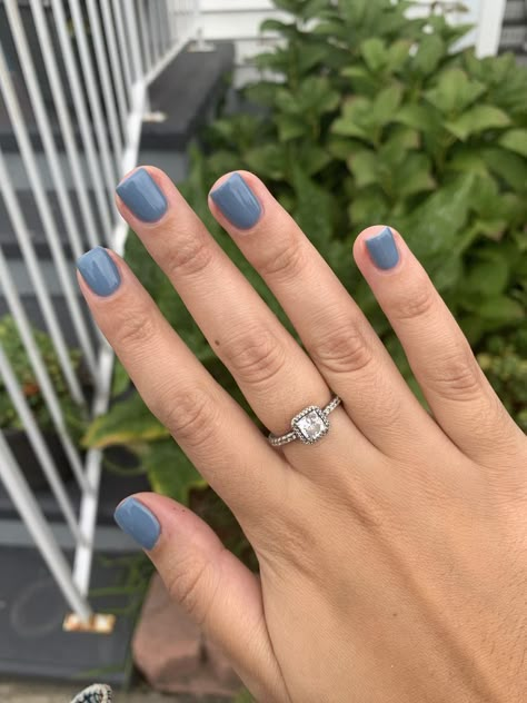 Fall Nail Colors Gray, September Nails Solid Color, Blue Grey Dip Powder Nails, Late August Nail Colors, Fall Beachy Nails, Slate Gray Nails, Nail Colors For September 2023, Dip Nails Fall 2023, Fall Beach Nail Color