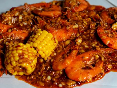 Prepara estos camarones estilo Cajún, ¡receta picante pero deliciosa! Tacos Dorados, Chile Poblano, Yummy Seafood, Seafood Boil, Seafood Dinner, Salmon Recipes, Chana Masala, Seafood Recipes, Seafood