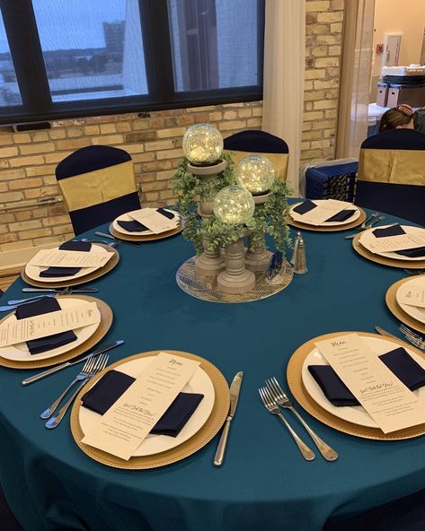 Teal Tablecloth Wedding, 70s Birthday, Teal Table, Tablescape Ideas, Teal Wedding, Dark Turquoise, Dark Teal, Round Tablecloth, Tablecloths