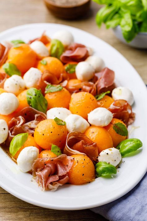 Cantaloupe Caprese Salad - Nurtured Homes Cantaloupe Recipes Salad, Cantaloupe Salad, Mozzarella Caprese, Cantaloupe Smoothie, Cantaloupe Recipes, Tempeh Bacon, Cooking Equipment, Seasonal Food, Fresh Mozzarella