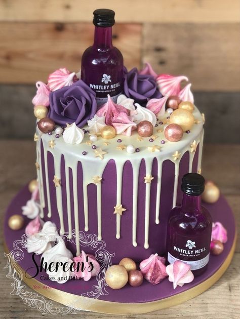 Purple Gold White Birthday Party Decorations, Gin Cake Birthday, Purple Drip Cake Birthday, Purple 21st Birthday Cake, Birthday Cake With Alcohol Bottles, Purple 18th Birthday Cake, Wine Cake Designs, Purple And White Birthday Cake, Purple Cake Designs Birthday