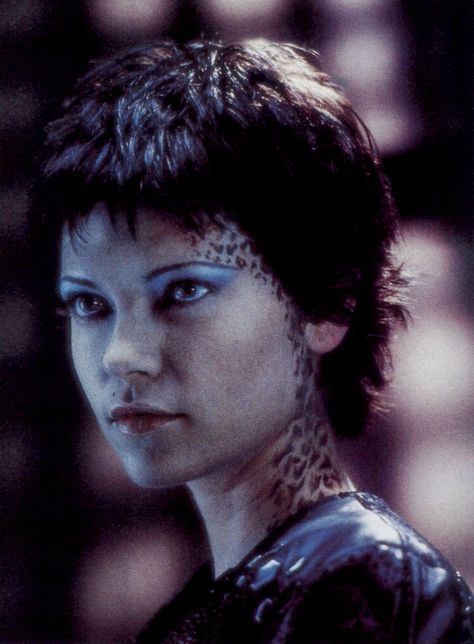 Nicole de Boer as Ezri Dax on "Star Trek: Deep Space Nine." Star Trek Actors, Mirror Universe, Star Trek Crew, Deep Space 9, Star Trek Ds9, Deep Space Nine, Star Trek Tv, Star Trek Series, Star Trek Images