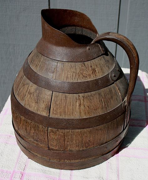 My Birthday gift from my husband..I love this ..Just perfect My Birthday Gift, Wood Bucket, Food Art Photography, Victorian Kitchen, Primitive Colonial, Vintage Props, Prim Decor, Woodworking Inspiration, Wood Shop Projects